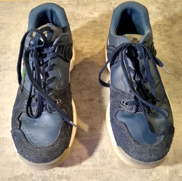 Lacoste - Picture 5 of 6